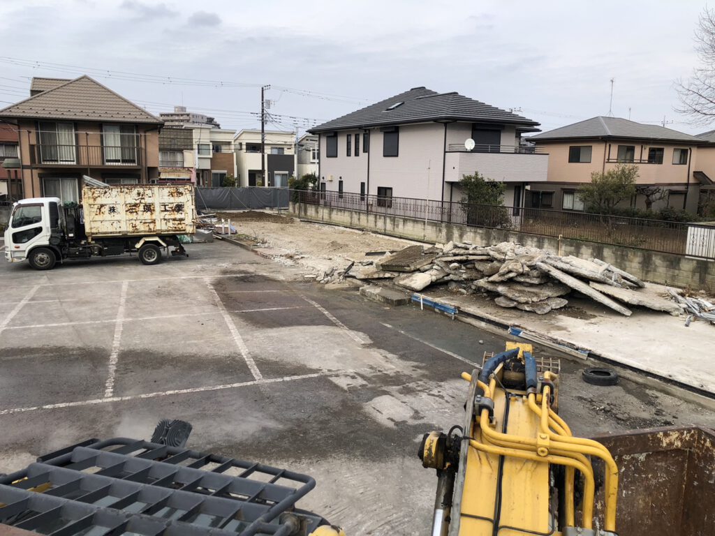 解体工事は三瑛工業にお任せください